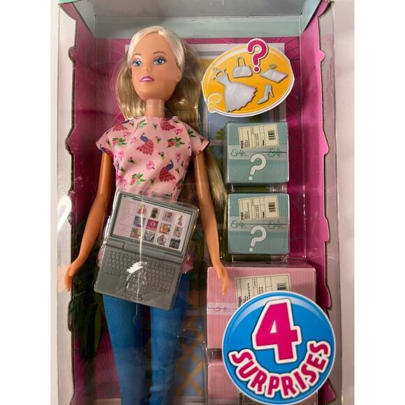 Steffi Doll - Love 11.5" Doll -Shopping Fun NIB Sealed with 4 Surprises - Picture 2 of 3